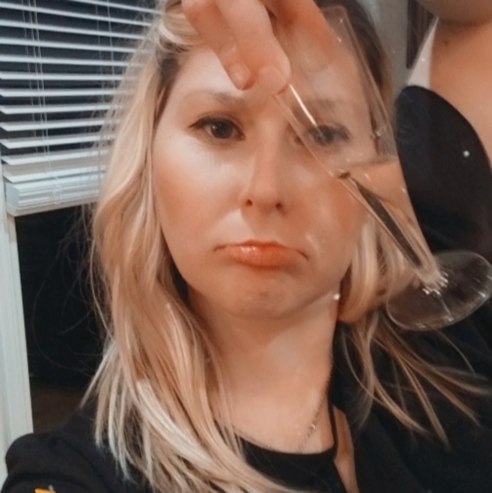Posh Ambassador Sarah